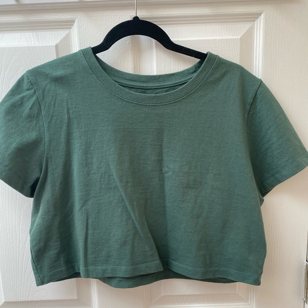 Green crop top